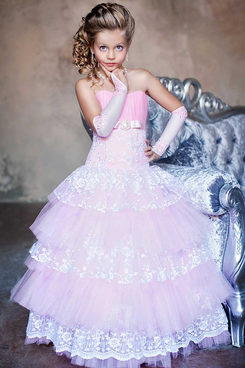 Платье детское розовое с белым