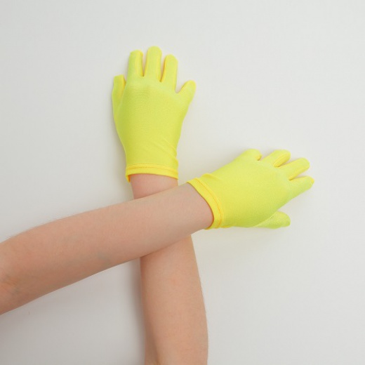 Перчатки на 5 пальцев к платью для девочки желтые